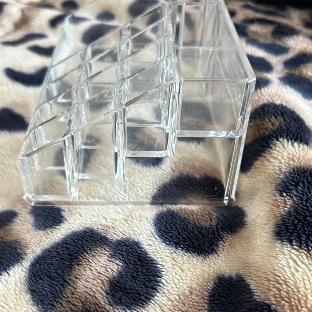 Source Unknown Transparent Makeup Organizer